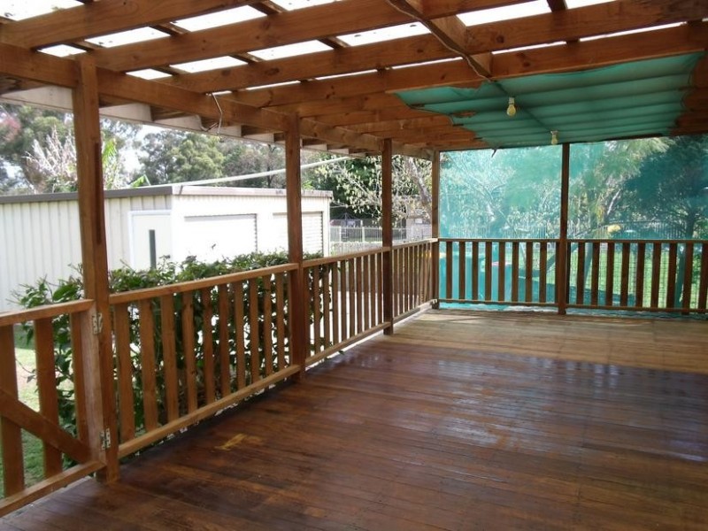 32 MERYLL AVENUE, Baulkham Hills NSW 2153