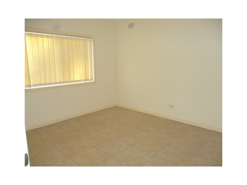 43 Ballandella Road, Toongabbie NSW 2146