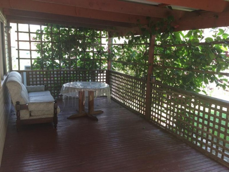 8 Binalong Road, Pendle Hill NSW 2145