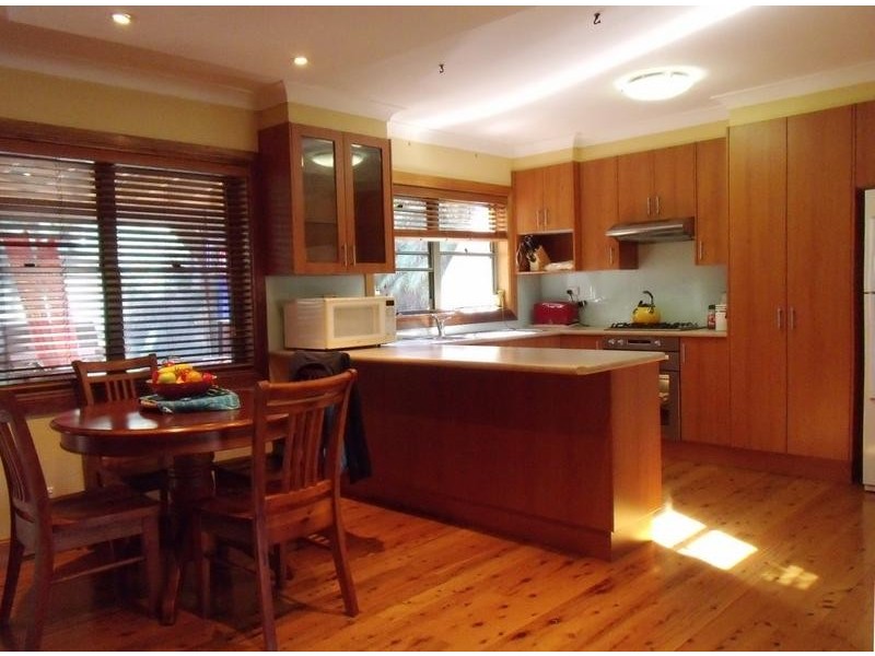 36 VALERIE AVENUE, Baulkham Hills NSW 2153