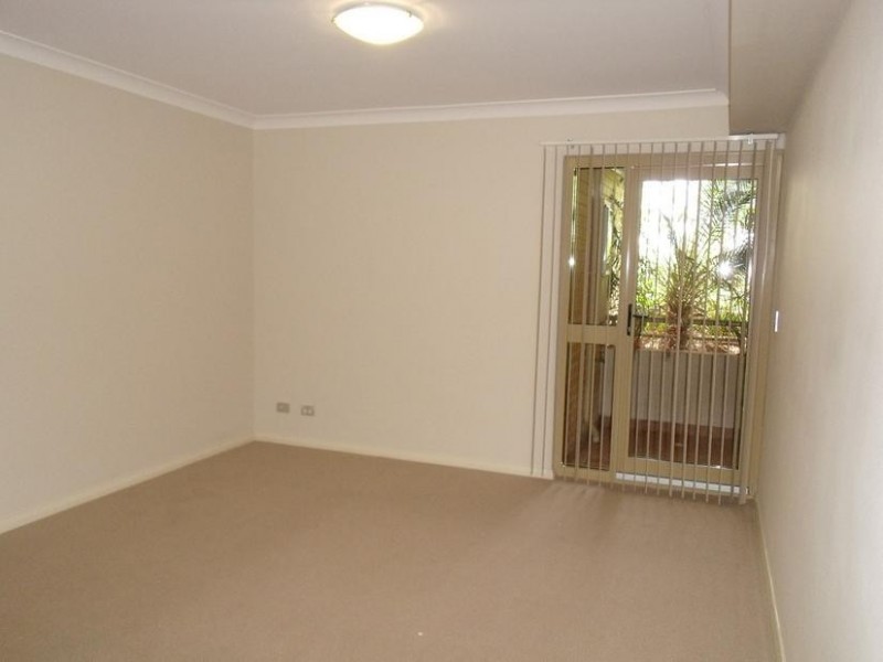 2/17-21 Meryll Avenue, Baulkham Hills NSW 2153