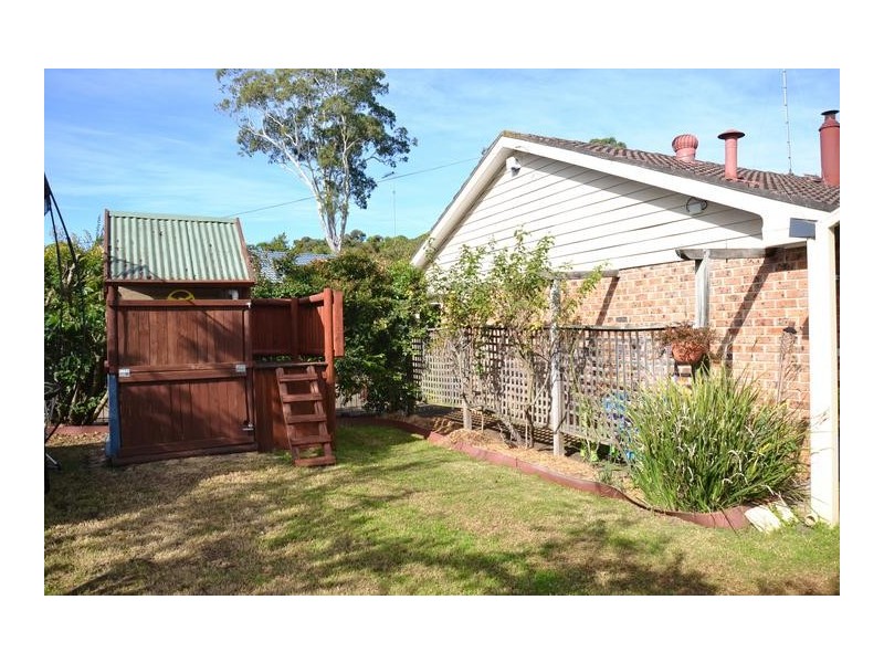 5 WHITEHAVEN PLACE, Castle Hill NSW 2154