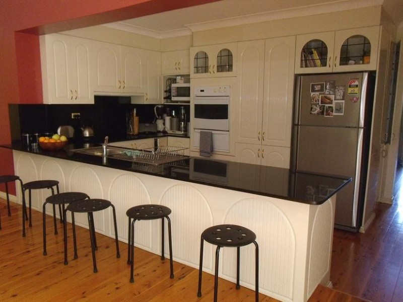 10 DELAIGH AVENUE, Baulkham Hills NSW 2153