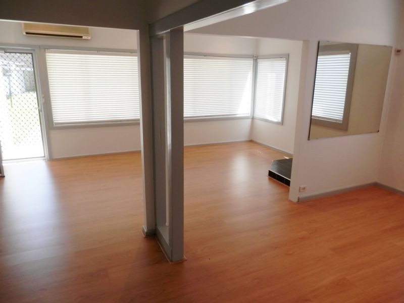 17 BEAMISH ROAD, Northmead NSW 2152