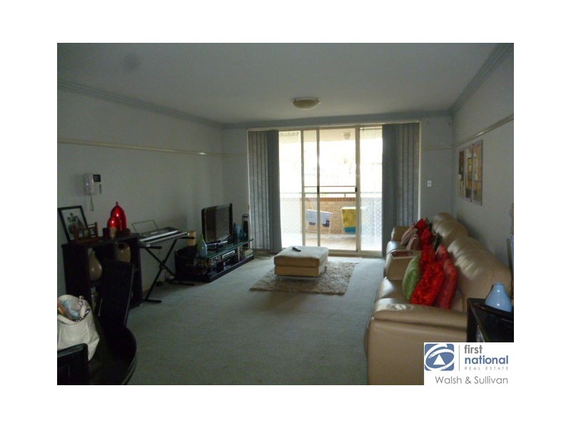 1/1A James Street, Baulkham Hills NSW 2153