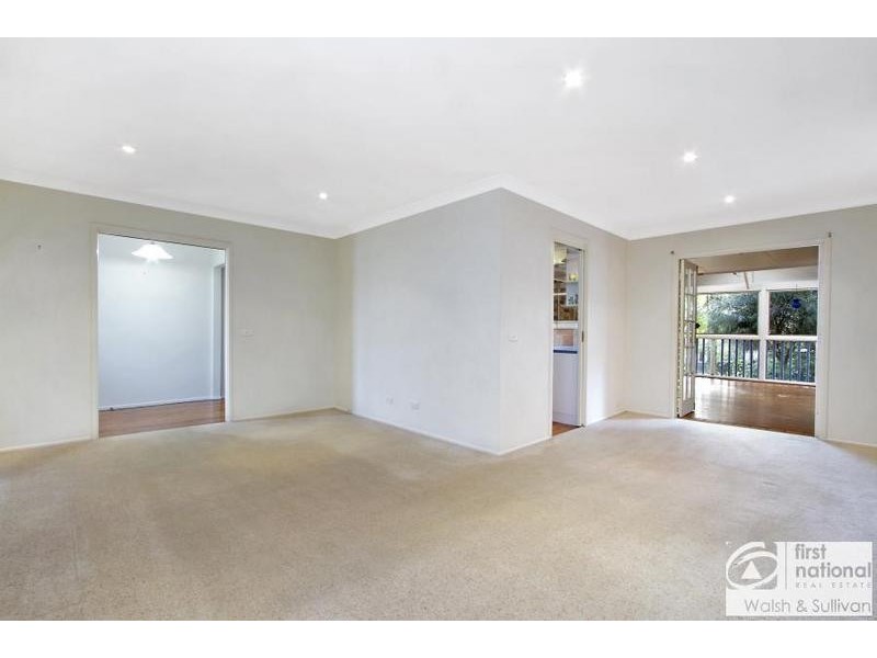 122 Caroline Chisholm Drive, Winston Hills NSW 2153