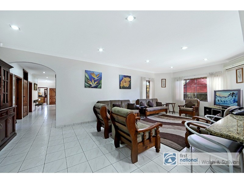 25 Coolock Crescent, Baulkham Hills NSW 2153