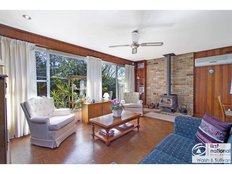 25 BAKER CRESCENT, Baulkham Hills NSW 2153