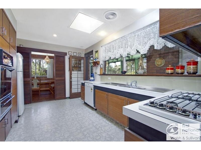 25 BAKER CRESCENT, Baulkham Hills NSW 2153