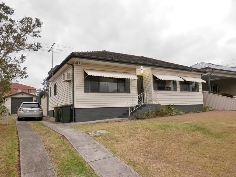 13 PRESTON ROAD, Old Toongabbie NSW 2146