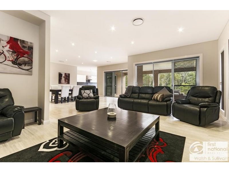 44 Appian Cct, Baulkham Hills NSW 2153