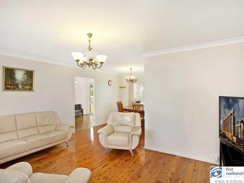 137 GLANMIRE ROAD, Baulkham Hills NSW 2153