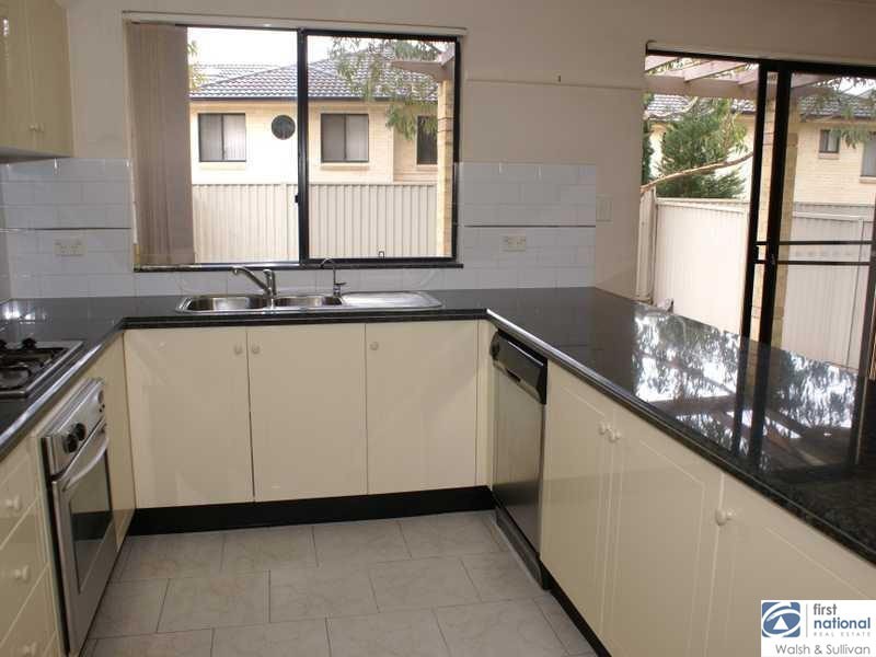 6/4-8 Russell Street, Baulkham Hills NSW 2153