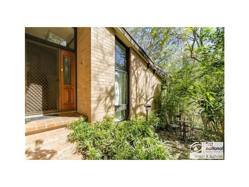 5 CALOOLA PLACE, Baulkham Hills NSW 2153