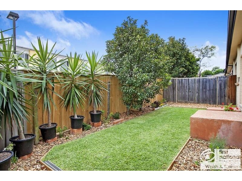 1/8 The Cottell Way, Baulkham Hills NSW 2153