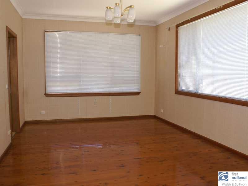 10 Scott Street, Toongabbie NSW 2146