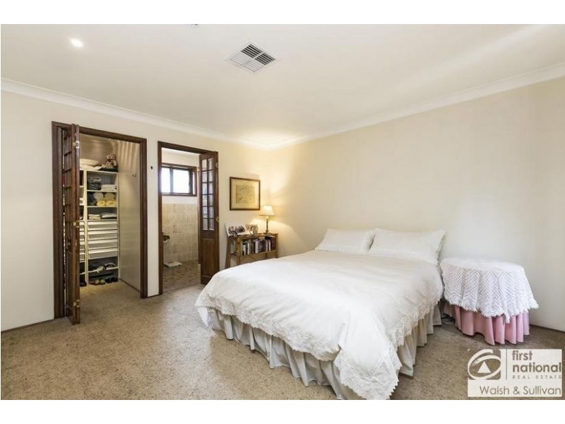 34 Joseph Banks Drive, Kings Langley NSW 2147