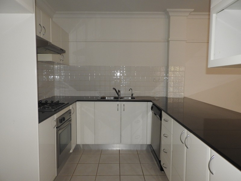 4/23 Showground Road, Castle Hill NSW 2154