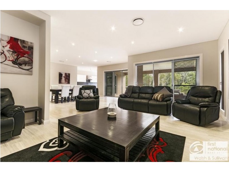44 Appian Circuit, Baulkham Hills NSW 2153