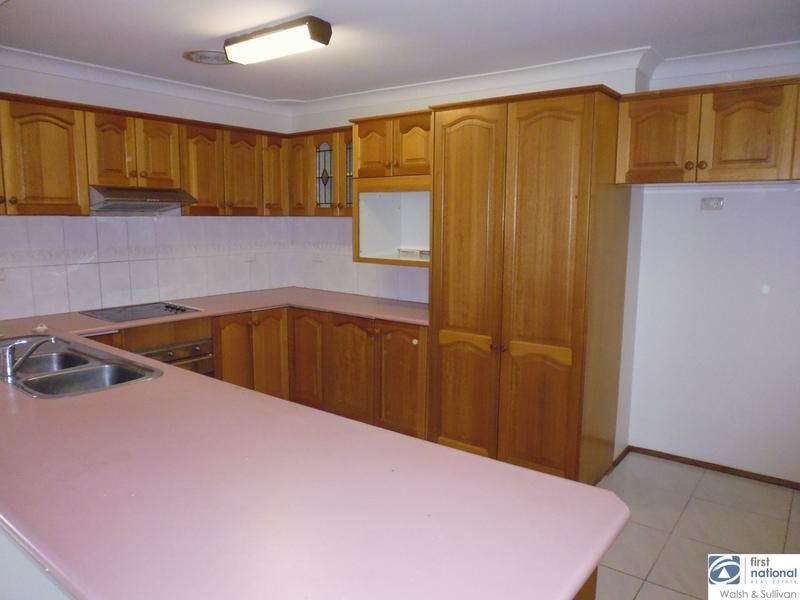 42 Stainsby Avenue, Kings Langley NSW 2147