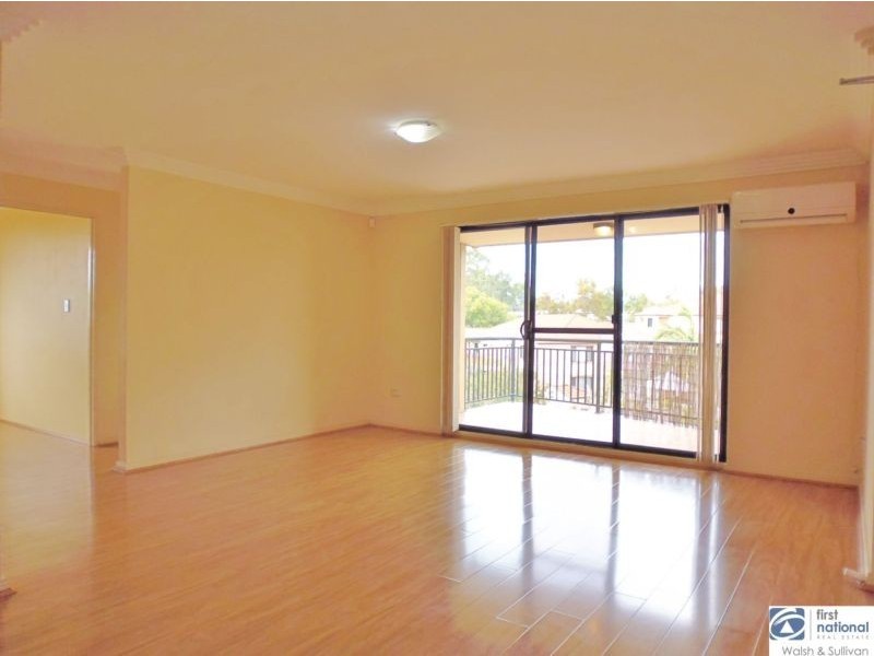 13/49 DOBSON CRESCENT, Baulkham Hills NSW 2153