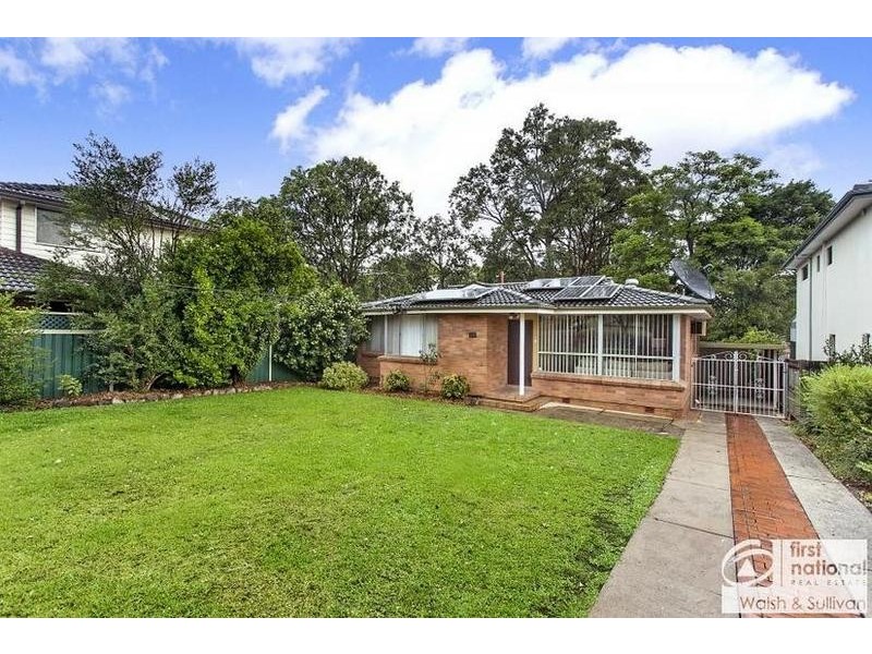 33 Clackmannan Road, Winston Hills NSW 2153
