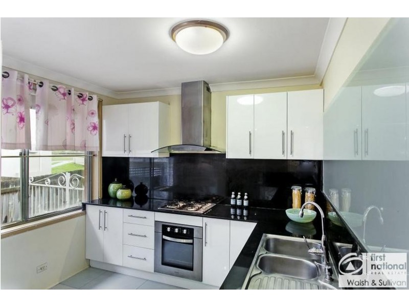 33 Clackmannan Road, Winston Hills NSW 2153