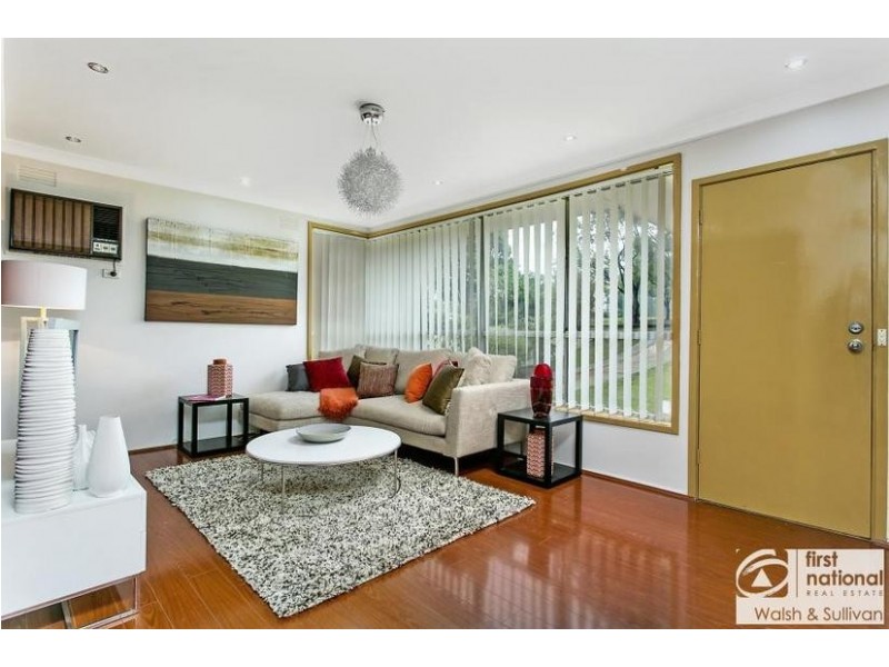 33 Clackmannan Road, Winston Hills NSW 2153