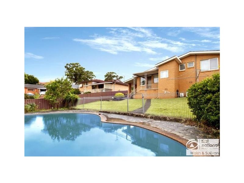 78 BRUCEDALE DRIVE, Baulkham Hills NSW 2153