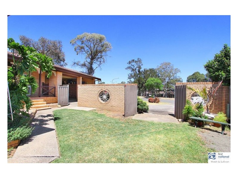 9 SOLANDER ROAD, Kings Langley NSW 2147