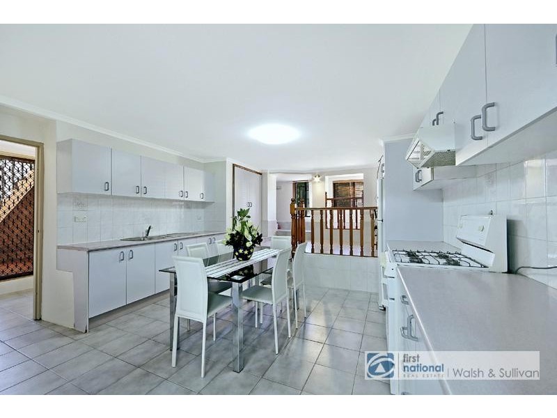 FLAT @ 25 COOLOCK CRESCENT, Baulkham Hills NSW 2153