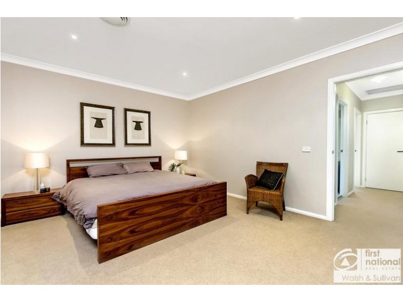 9 BARONIA CIRCUIT, Castle Hill NSW 2154