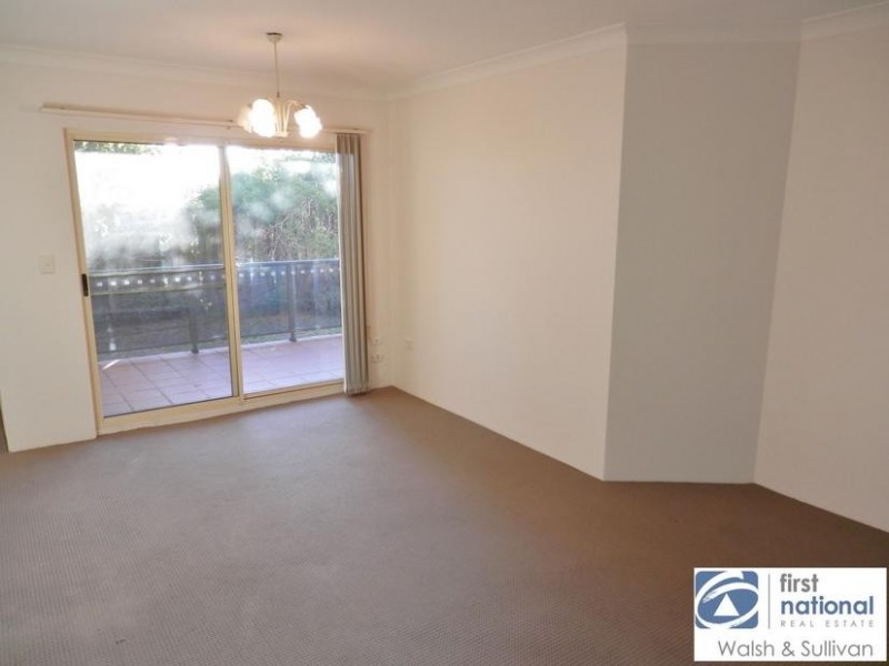 4/2 RAILWAY STREET, Baulkham Hills NSW 2153