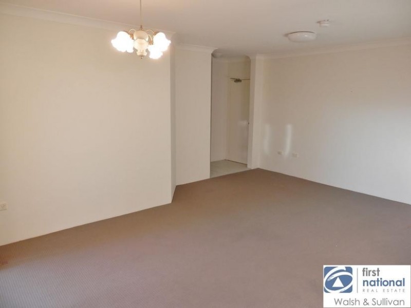 4/2 RAILWAY STREET, Baulkham Hills NSW 2153