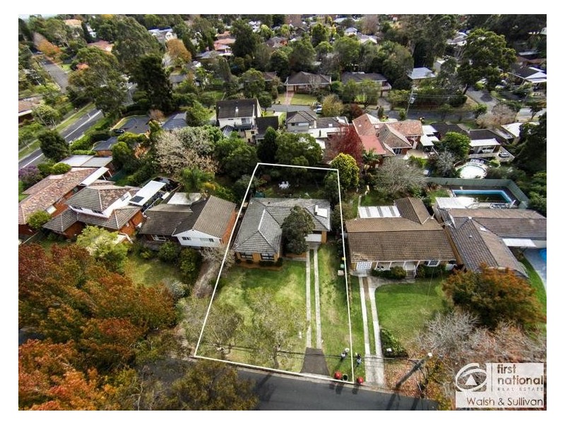 8 Drayton Ave, Castle Hill NSW 2154