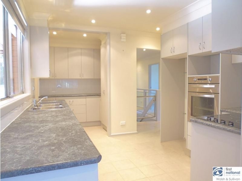 16 PETRINA CRESCENT, Baulkham Hills NSW 2153