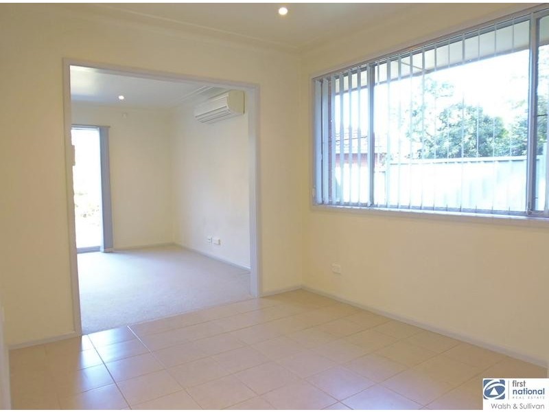 16 PETRINA CRESCENT, Baulkham Hills NSW 2153