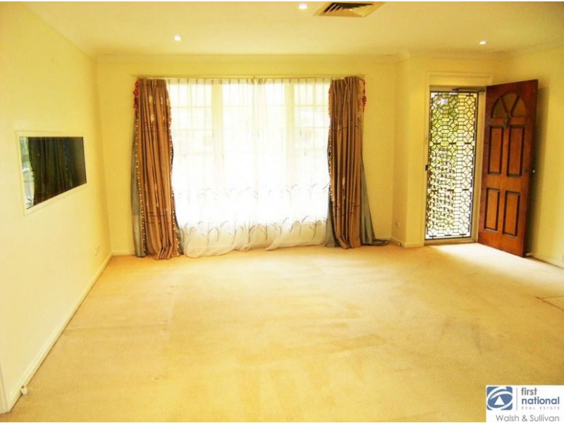 3 EAMES AVENUE, Baulkham Hills NSW 2153
