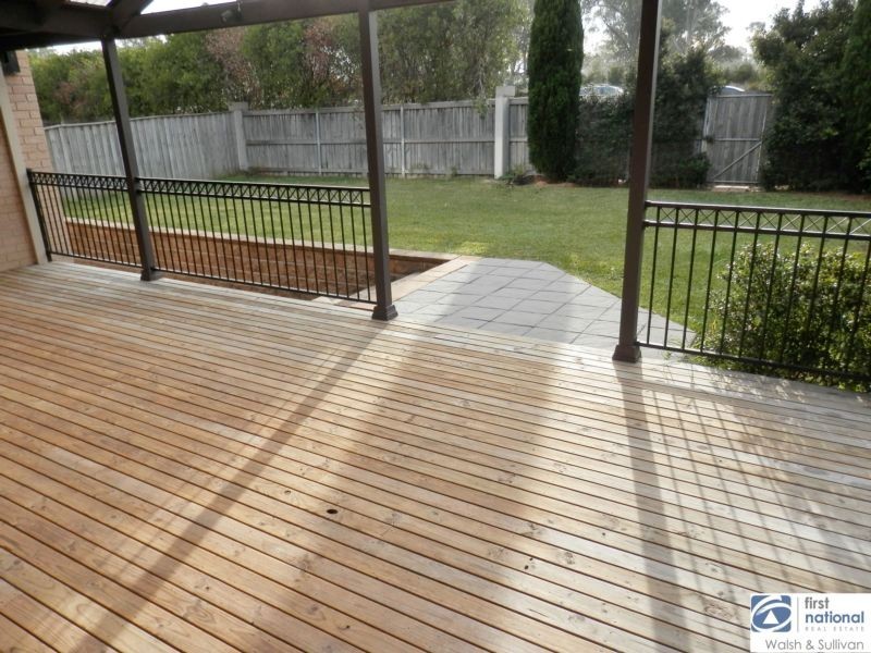 25 KENTWELL CRESCENT, Stanhope Gardens NSW 2768