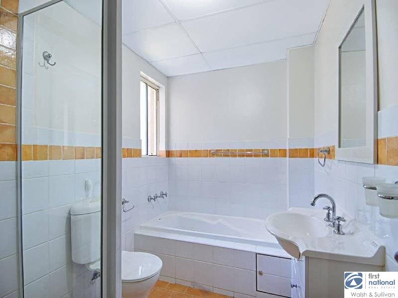 9/392-402 Windsor Road, Baulkham Hills NSW 2153