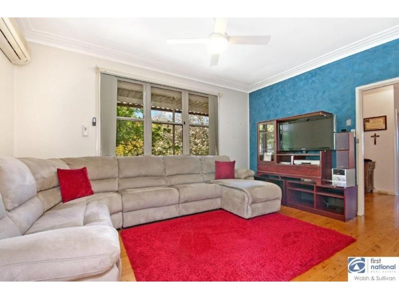 31 Gilmore Road, Lalor Park NSW 2147