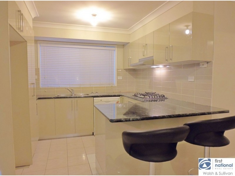 5 DORRIE PLACE, Quakers Hill NSW 2763