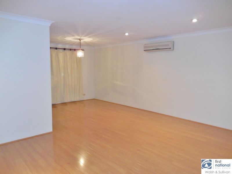 8 DRAYTON AVENUE, Castle Hill NSW 2154