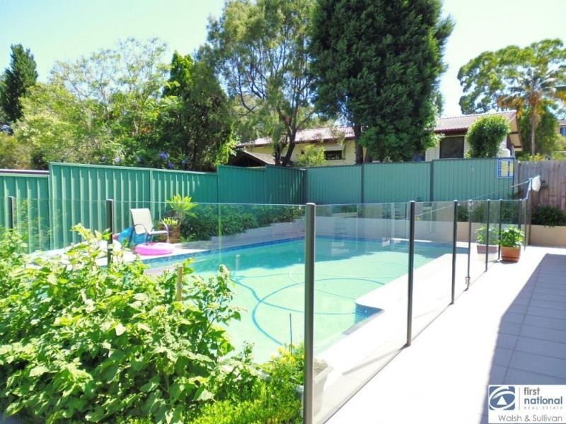 14 MURRILLS CRESCENT, Baulkham Hills NSW 2153