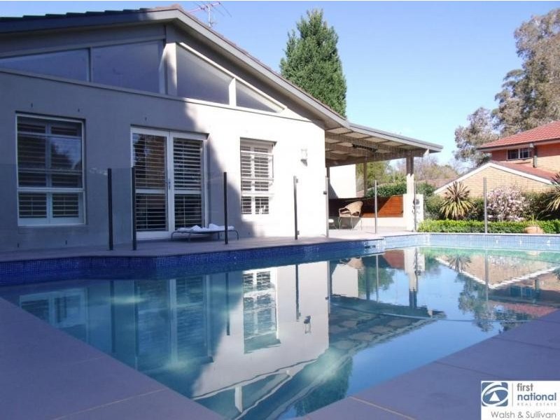 14 MURRILLS CRESCENT, Baulkham Hills NSW 2153