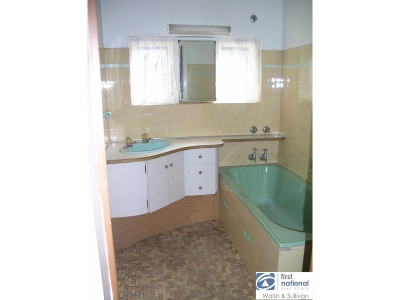 2 Hemsworth Avenue, Northmead NSW 2152