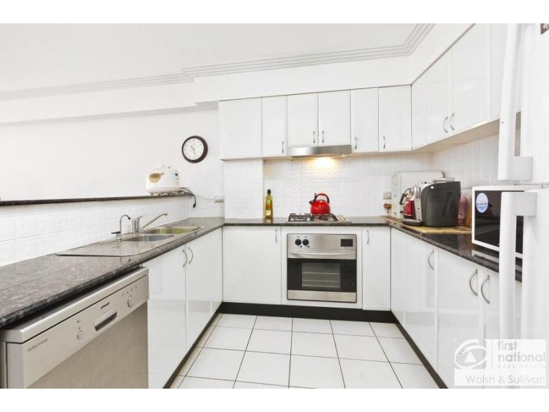 11/1-7 Hume Ave, Castle Hill NSW 2154