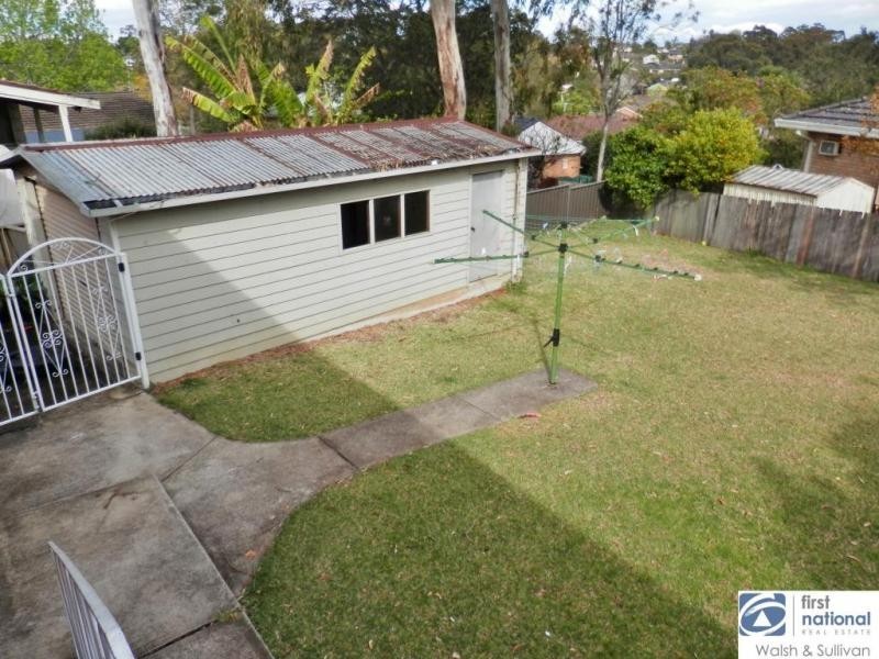 46 BRUCEDALE DRIVE, Baulkham Hills NSW 2153