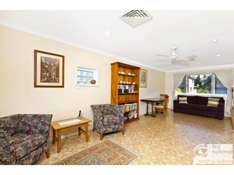 9 Brokenwood Place, Baulkham Hills NSW 2153