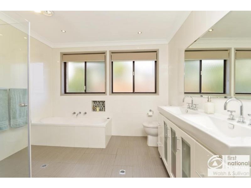 102 CAROLINE CHISHOLM DRIVE, Winston Hills NSW 2153